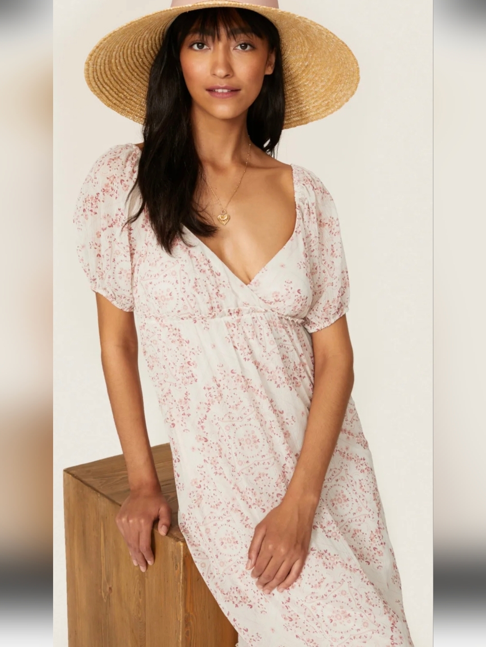 Slate & Willow for Revolve Pink Blush. Cottage  Floral Print Midi Dress Slate Lg